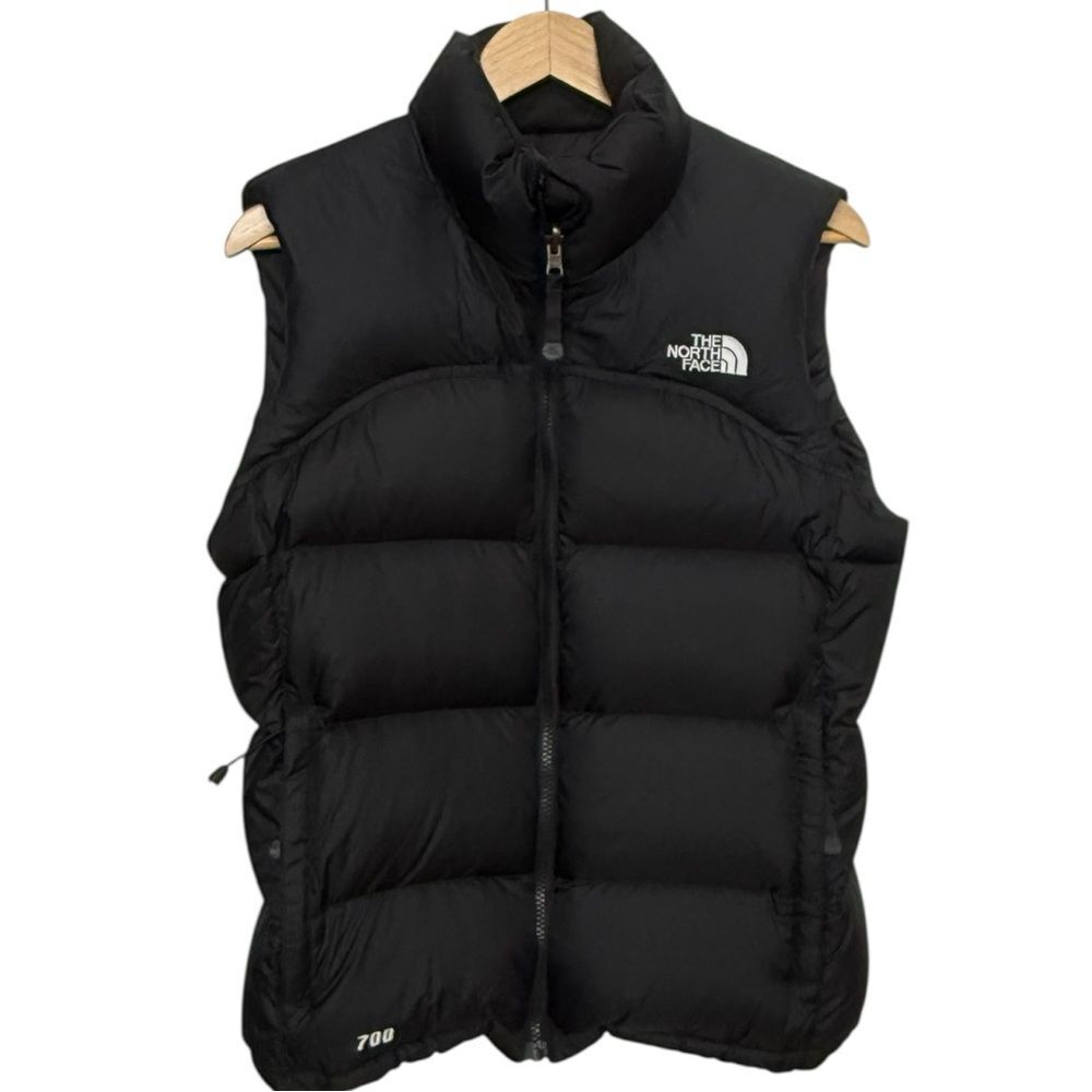 The North Face 700 Black Down Zip Up Puffer Vest Outerwear. Medium.